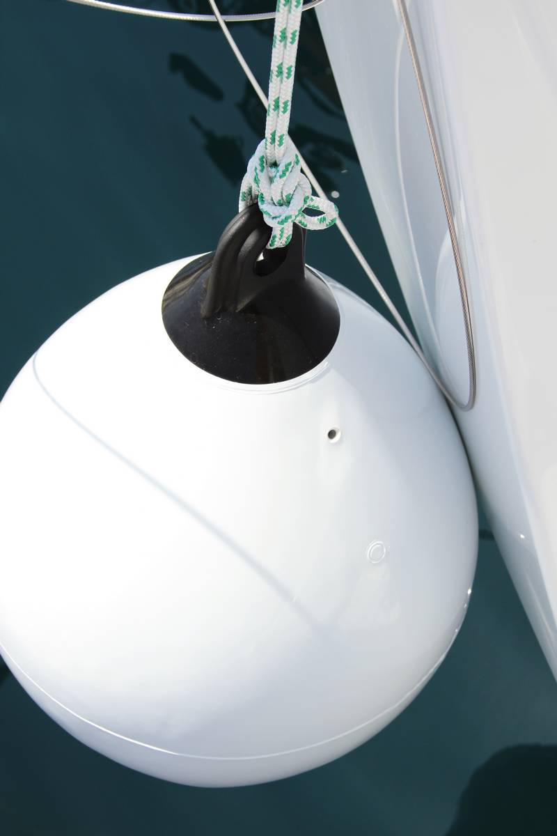 Fabricant de pièce rotomoulée pour le secteur nautique